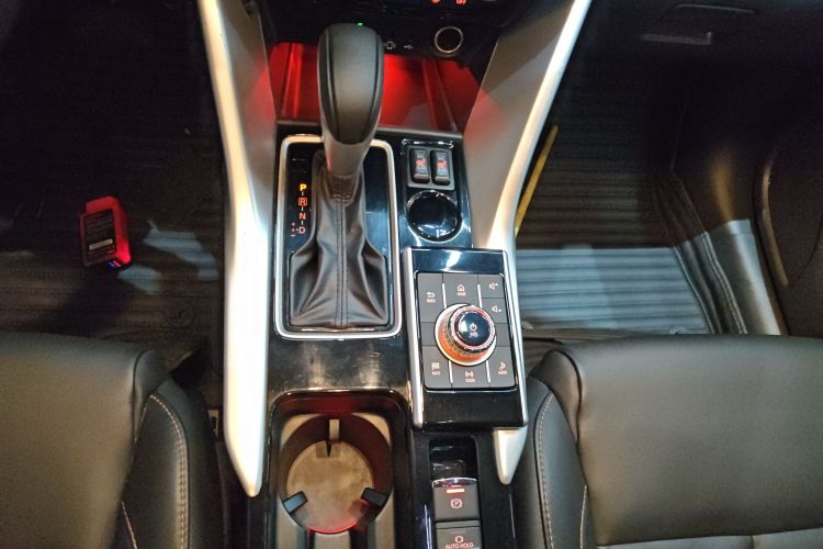 劳斯莱斯 奕歌 2019 #18 劳斯莱斯 奕歌 2019 汽车图片 #18