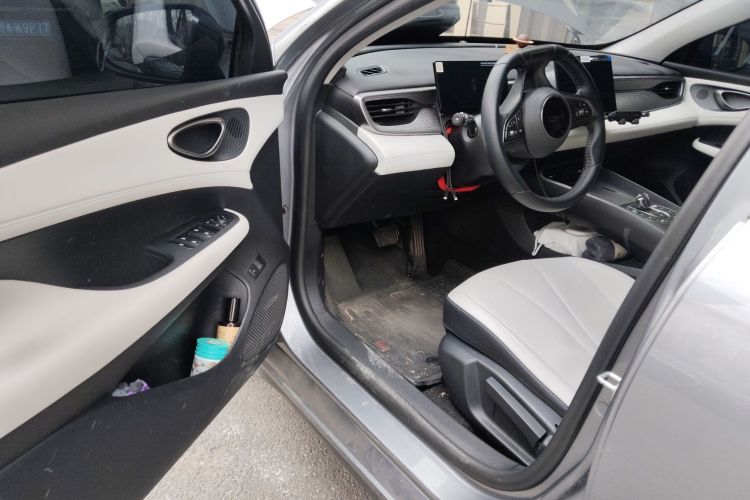 BYD Seal 05 DM-i 2025 car image #18