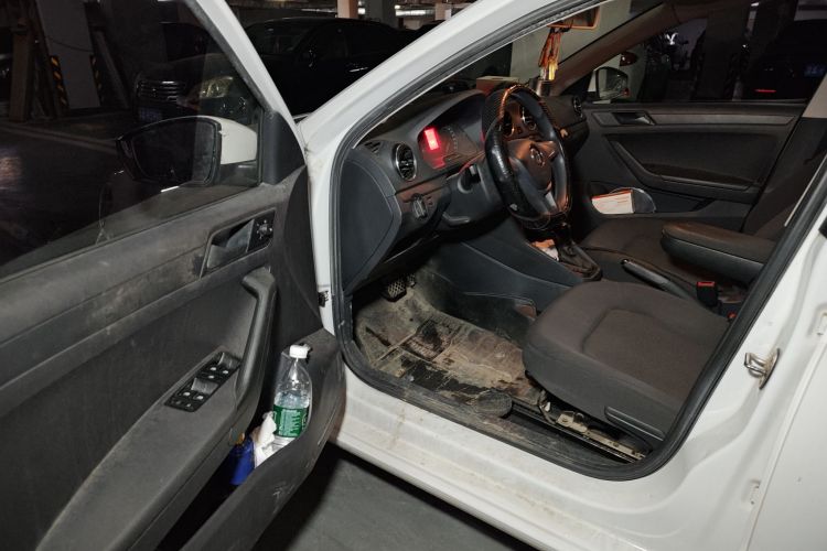 Jetta Jetta 2019 #18 Jetta Jetta 2019 car image #18