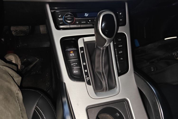 GEELY Boyue 2017 imagen de coche #18