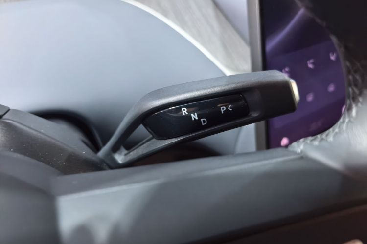 MI YU7 2025 car image #18