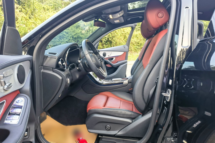 Mercedes-Benz GLC Coupe 2023 imagem de carro #18