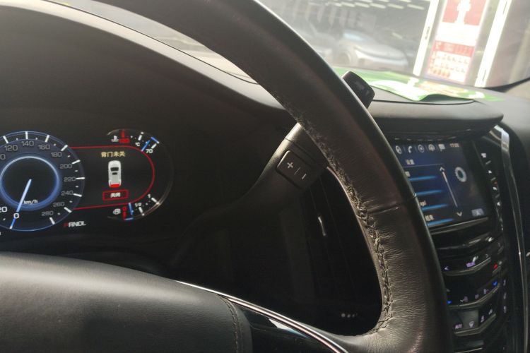 凯迪拉克 凯雷德ESCALADE 2019 汽车图片 #18