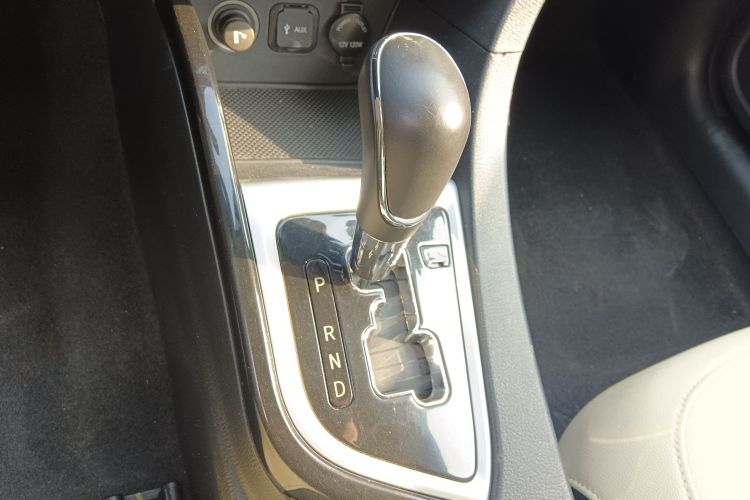 长安 悦翔V7 2017 汽车图片 #18