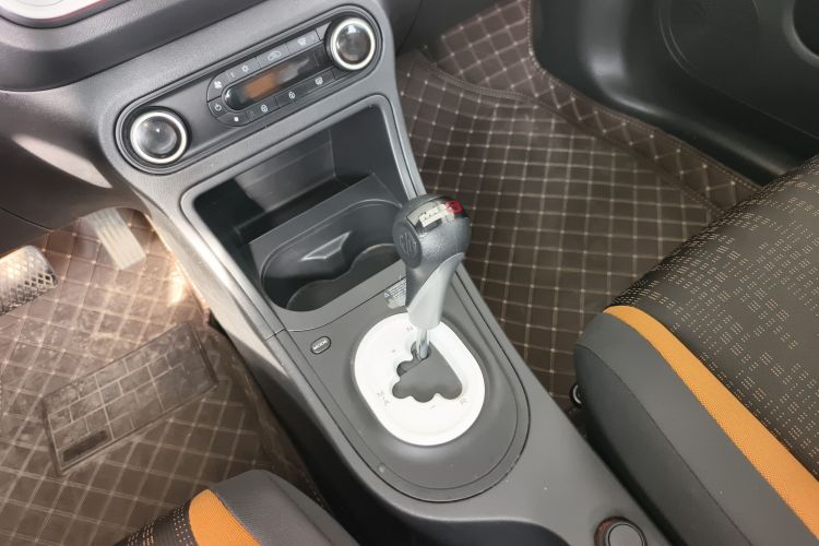 MG 3 2017 car image #18