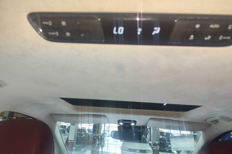 GAC Trumpchi E9 2023 #18 GAC Trumpchi E9 2023 car image #18