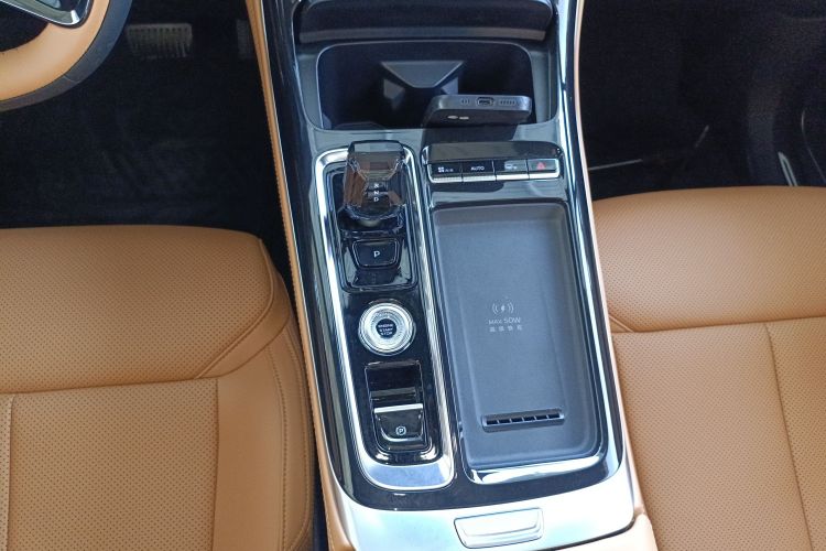 GEELY Boyue L 2025 #18 GEELY Boyue L 2025 car image #18