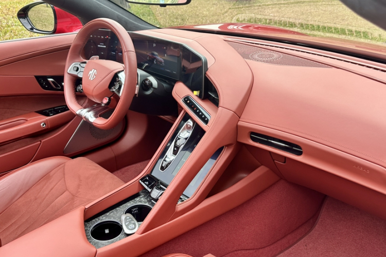 MG Cyberster 2023 car image #18