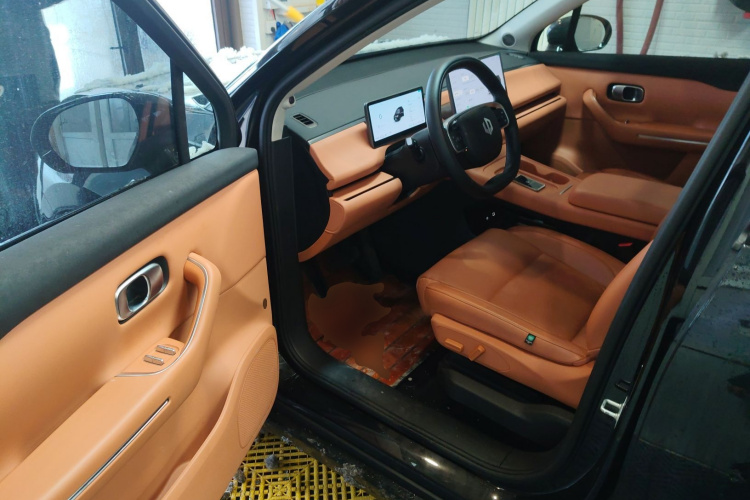 Leapmotor C16 2025 #18 Leapmotor C16 2025 car image #18