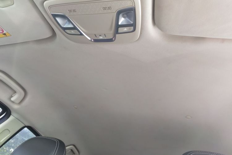 Vision X3 2019 car image #18