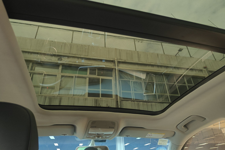 Audi Q5 2016 car image #18