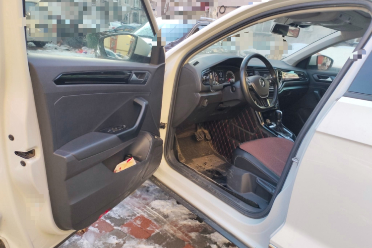 T-Roc 2019 car image #18