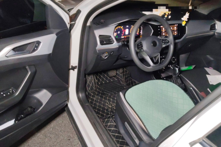 Volkswagen Tacqua 2022 car image #18