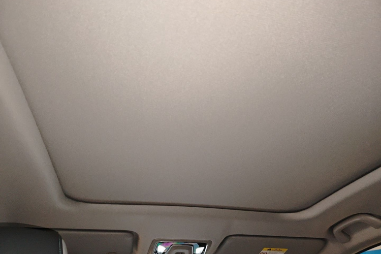 Changan UNI-Z PHEV 2024 #18 Changan UNI-Z PHEV 2024 car image #18