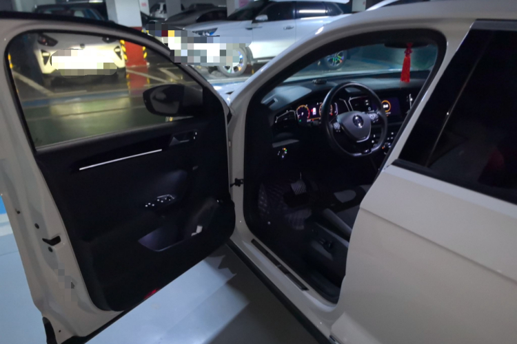 T-Roc 2019 #18 T-Roc 2019 car image #18