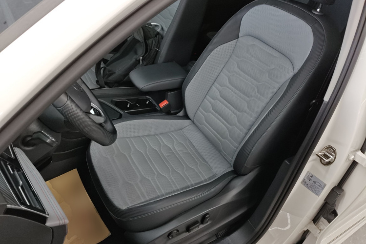 Volkswagen Tiguan X 2023 #18 Volkswagen Tiguan X 2023 car image #18