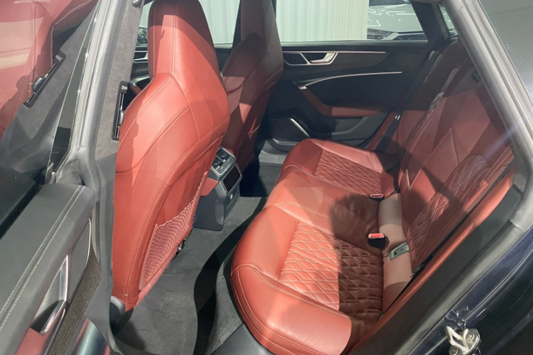 Audi S7 2021 immagine di auto #18