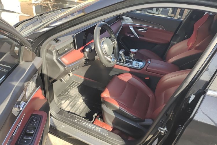 X70 PLUS 2020 car image #18