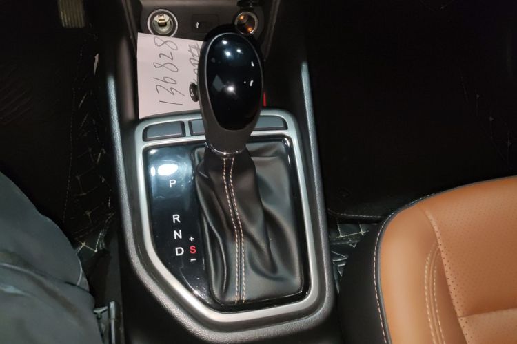 Changan Eado 2017 car image #18