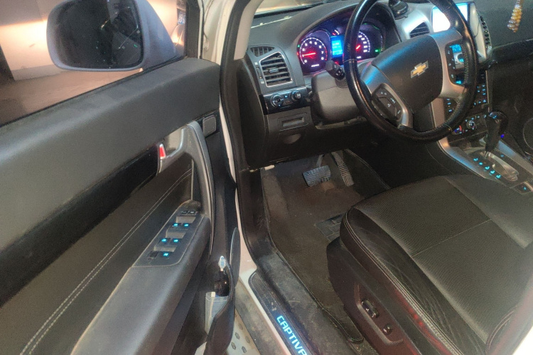 Chevrolet Captiva 2015 #18 Chevrolet Captiva 2015 car image #18