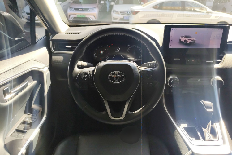 Toyota RAV4 2024 #18 Toyota RAV4 2024 car image #18