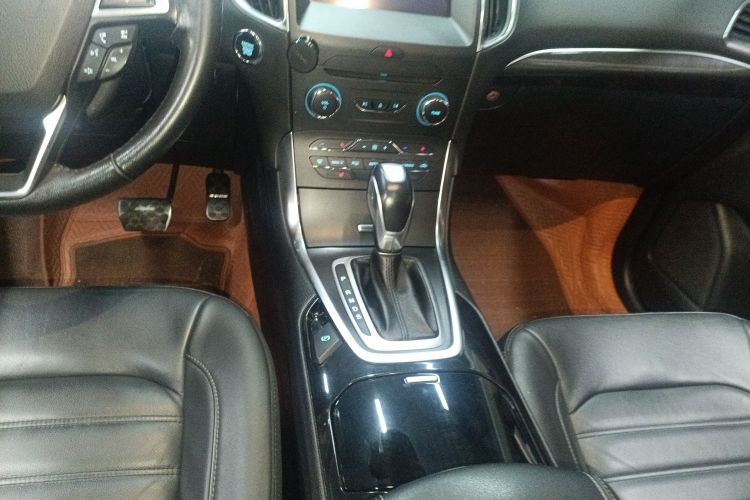 Ford Edge 2017 imagen de coche #18