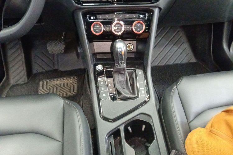 Volkswagen Tharu 2020 #18 Volkswagen Tharu 2020 car image #18