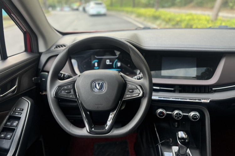 Changan CS15 2019 car image #18