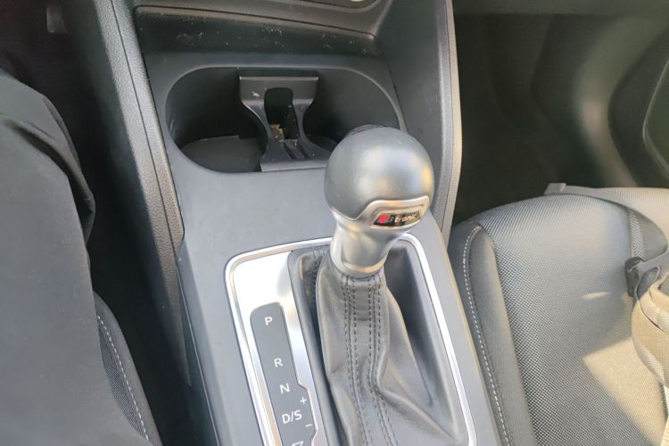 Q2L 2020 car image #18