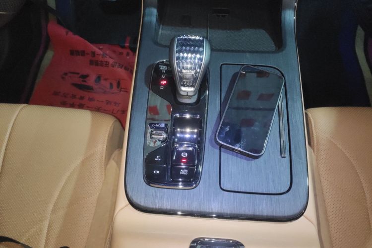 GAC Trumpchi ES9 2023 car image #18