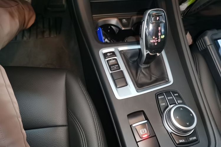 BMW 1 Series 2021 car image #18