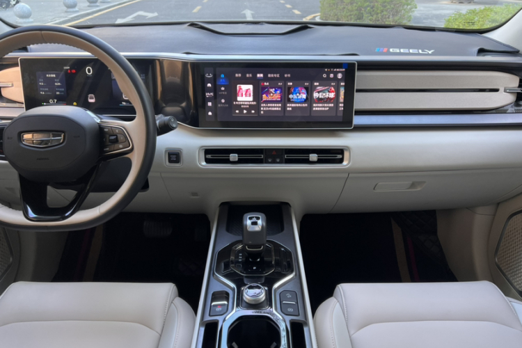 GEELY ICON 2023 car image #18