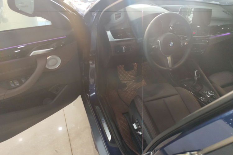 BMW X2 2021 #18 BMW X2 2021 car image #18