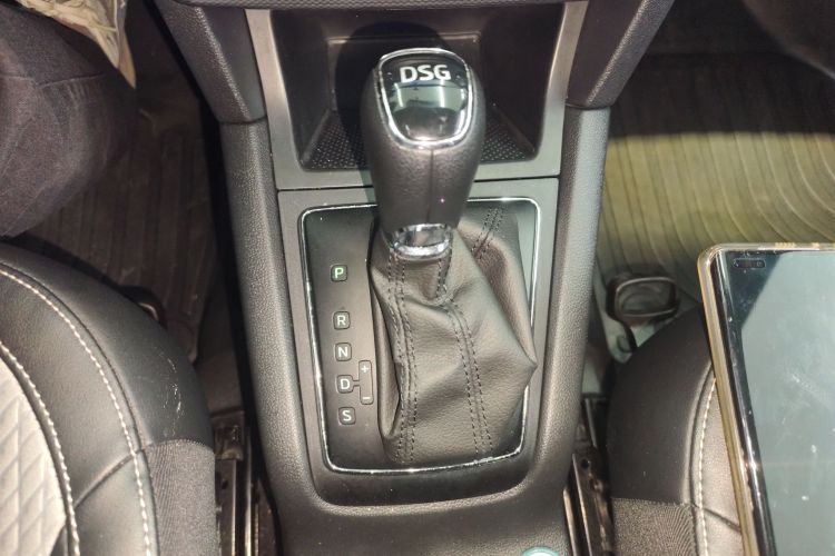 Skoda Yeti 2016 car image #18