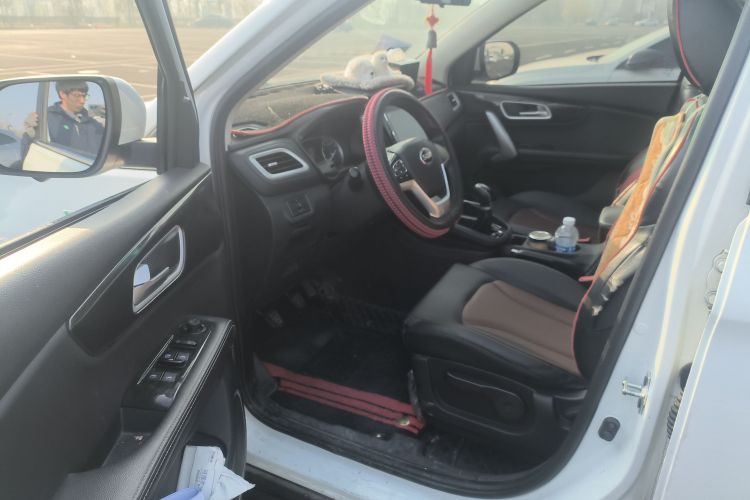 SWM X7 2021 #18 SWM X7 2021 صورة سيارة #18