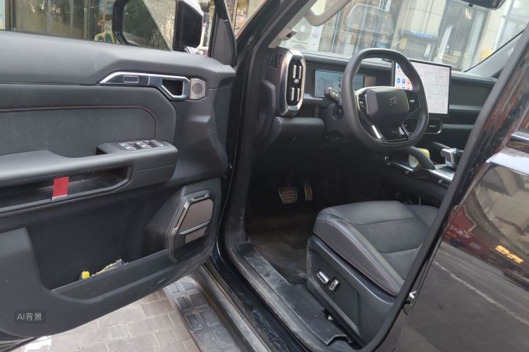 Jetour Traveller 2023 car image #18