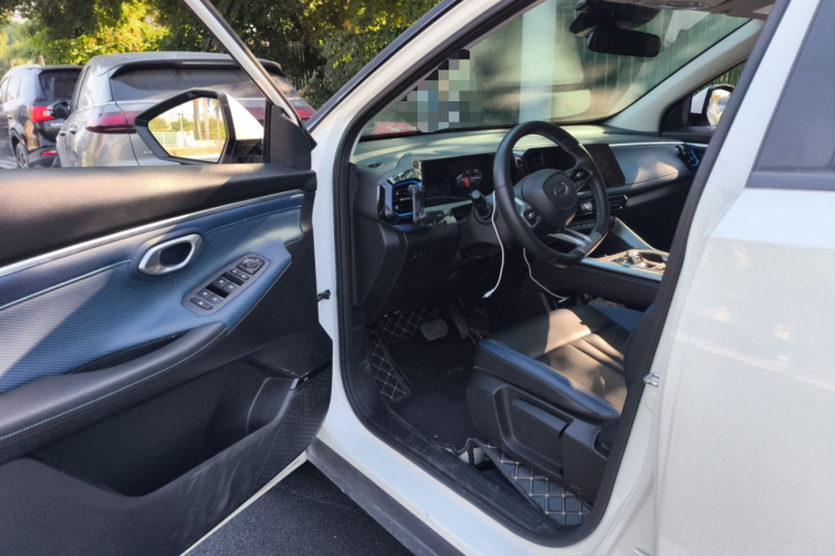 GAC Trumpchi GS3 2023 #18 GAC Trumpchi GS3 2023 car image #18