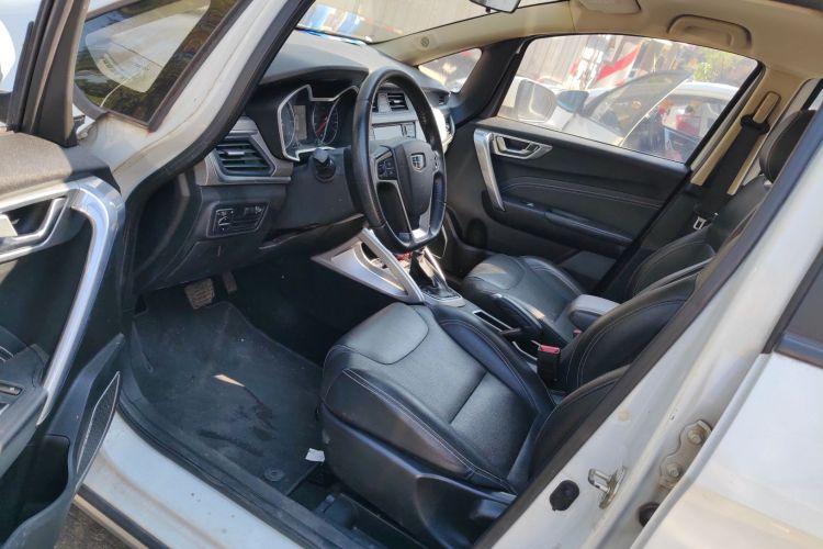 Vision X3 2019 car image #18