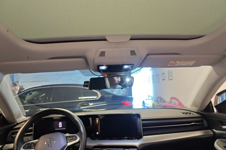 Volkswagen Lamando 2024 immagine di auto #18