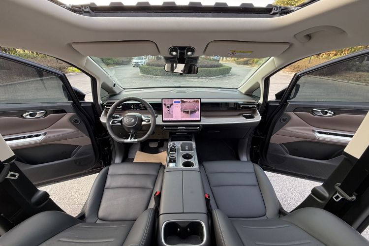 GAC Trumpchi E8 New Energy 2024 car image #18