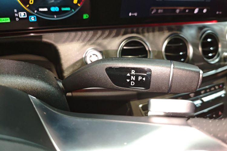 Mercedes-Benz E Class 2021 car image #18