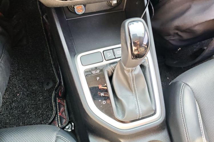 Hyundai ix25 2019 #18 Hyundai ix25 2019 car image #18