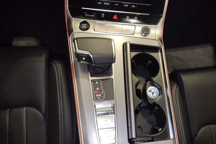Audi A6L 2024 car image #18