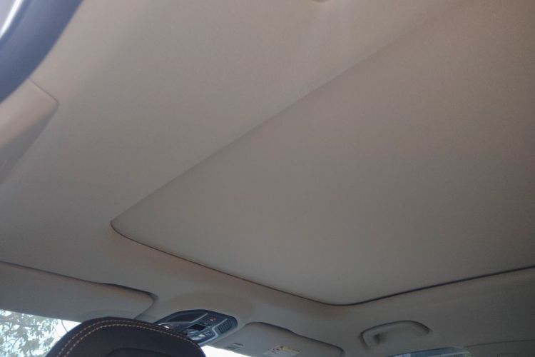 GEELY Boyue L 2023 car image #18