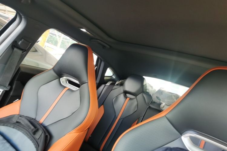 Changan UNI-V 2025 car image #18