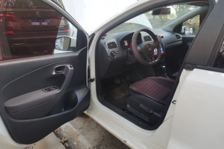 Polo 2018 immagine di auto #18