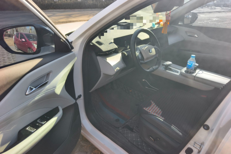 Changan UNI-Z PHEV 2024 #18 Changan UNI-Z PHEV 2024 immagine di auto #18