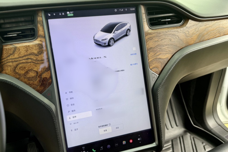 Tesla Model X 2019 immagine di auto #18