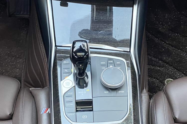 BMW 3 Series 2022 #18 BMW 3 Series 2022 car image #18