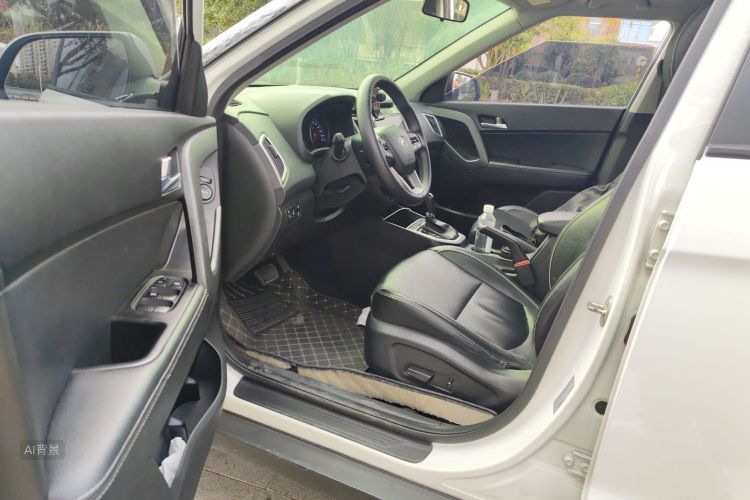 Hyundai ix25 2018 #18 Hyundai ix25 2018 car image #18